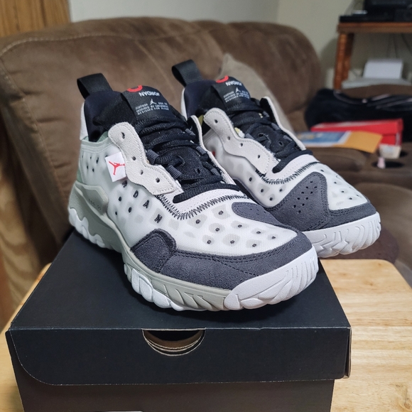 Jordan Other - Jordan delta 2 size 6.5Y